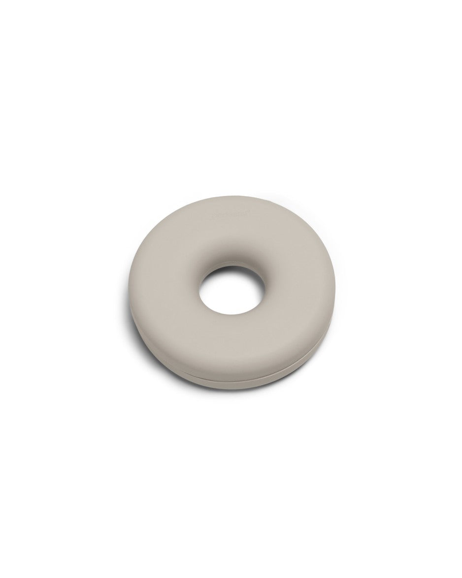 Pedestal - Cable Bagel, kabelsamlare - Oat - Jacobsen Plus