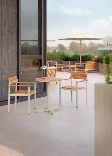 Skagerak Pelagus Cafébord från Fritz Hansen - Light Ivory - Jacobsen Plus