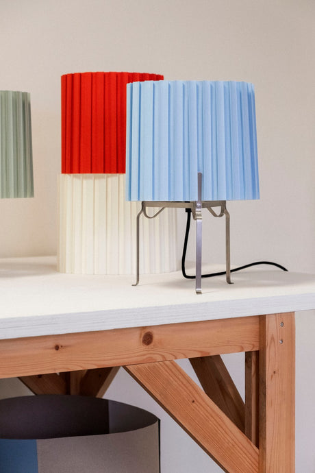Canelé bordslampa från Hay - Warm white - Jacobsen Plus