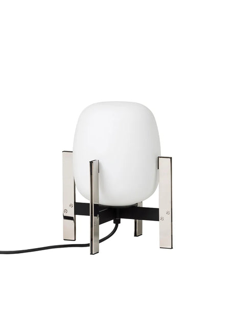 Cestita metallampa från Santa and Cole - Jacobsen Plus