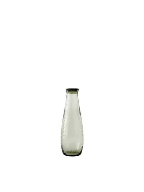 Collect Carafe Moss från &Tradition - SC63: H28 cm - 1,2 Liter - Jacobsen Plus