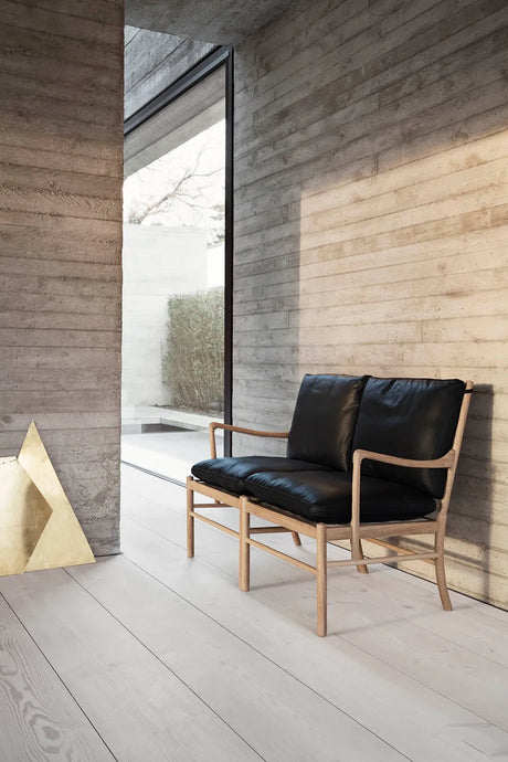 Colonial Soffa, OW149-2 av Ole Wanscher - Ek-stofgruppe 1 / Såpbehandlad - Jacobsen Plus