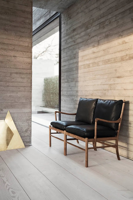 Colonial Soffa, OW149-2 av Ole Wanscher - Ek-stofgruppe 1 / Såpbehandlad - Jacobsen Plus