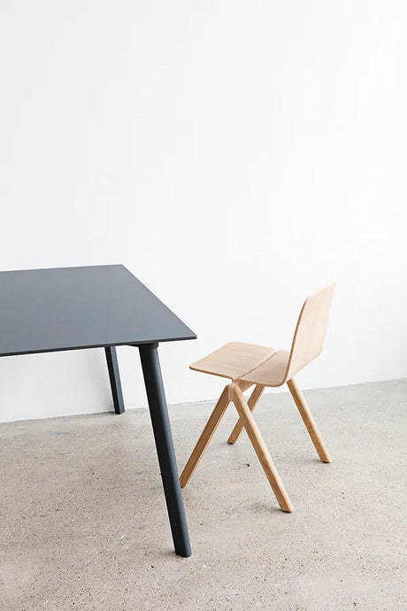 CPH Deux 210 Bord från Hay - L75 x B75 x H73 cm / Ink black laminat / Obehandlad bøg - Jacobsen Plus
