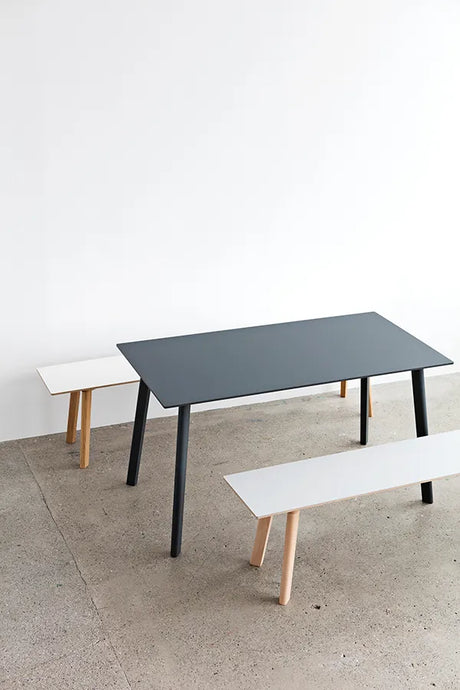 CPH Deux 215 Bänk från Hay - L75 x B35 x H45 cm / Ink black laminat / Obehandlad bøg - Jacobsen Plus