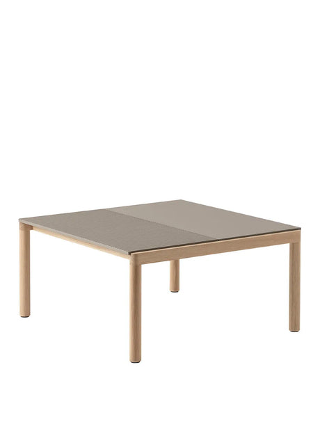 Couple soffbord, 80 x 84 cm från Muuto - Pale Blue - Dark Oiled Oak / Plain - Jacobsen Plus