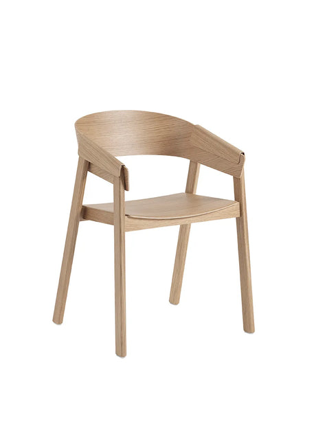 Cover Chair från Muuto - Oak - Jacobsen Plus