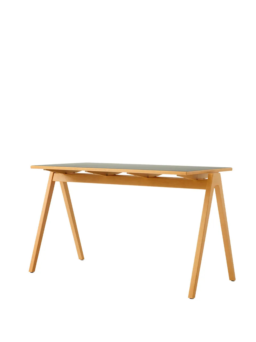 Daystak Table RD2 från &Tradition
