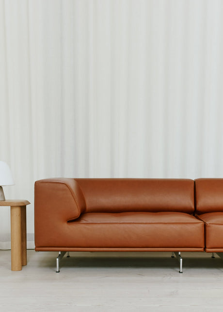Delphi Soffa från Fredericia Furniture - EJ450 (4510: L:205 cm) / Lædergruppe 1 - Jacobsen Plus