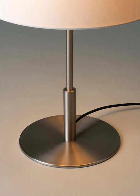 Diana Menor Bordslampa från Santa and Cole - White - Jacobsen Plus