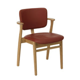 Domus Chair, klädd från Artek - Oak - Leather Spectrum Terracotta - Prestige Cognac piping - Jacobsen Plus