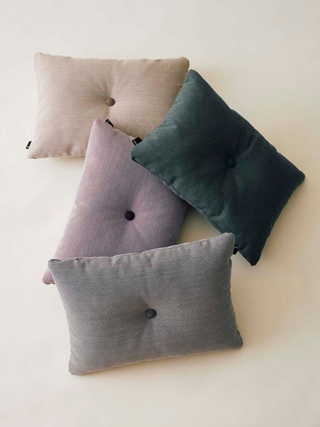 Dot Cushion Steelcut Trio från Hay - Light grey - Jacobsen Plus