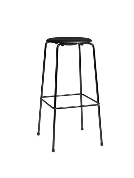 Dot Hög barstol med 4 ben, svart stativ/svart läder av Arne Jacobsen - 1 - Jacobsen Plus