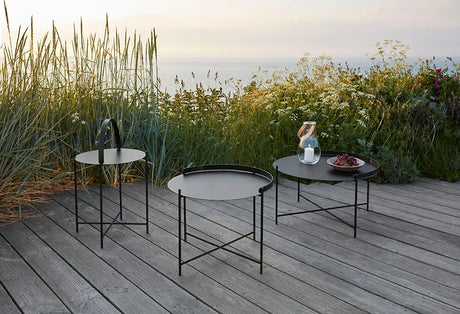 Edge Tray Table, Ø 46 cm från Houe - Black - Jacobsen Plus