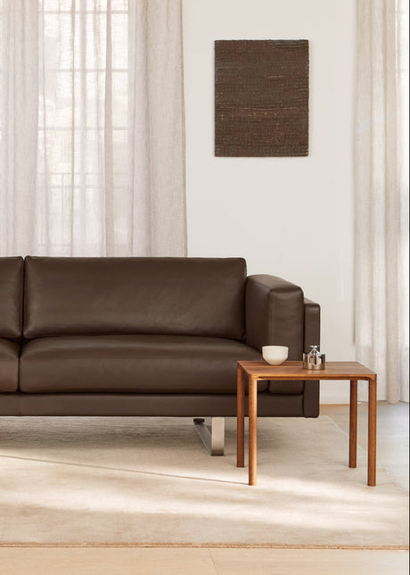 Piloti Wood soffbord, 46,5x39, H:41 cm av Hugo Passos - Ek ljus olie - Jacobsen Plus