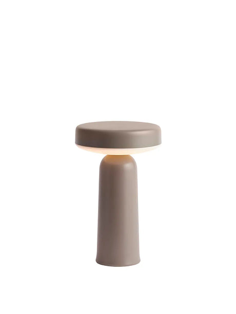 Ease Portabel lampa från Muuto - Taupe - Jacobsen Plus