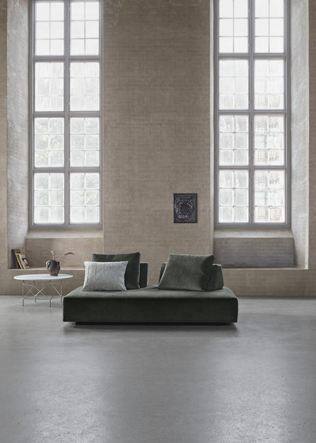 Playground Soffa från Eilersen - Stofgruppe 1 / SÆDEDEL 95 x 180 CM M/1 RYGKLODS - Jacobsen Plus