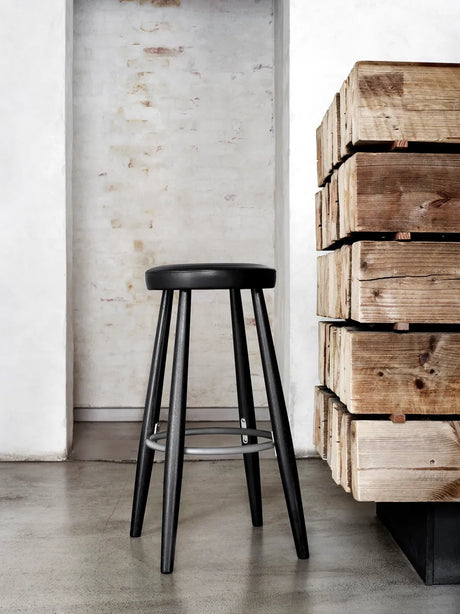 CH56 Barstol av Hans J. Wegner - Ek-lædergruppe A / Såpa - Jacobsen Plus