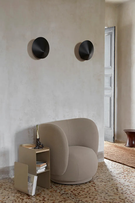 Vault sidobord från Ferm Living - Black - Jacobsen Plus