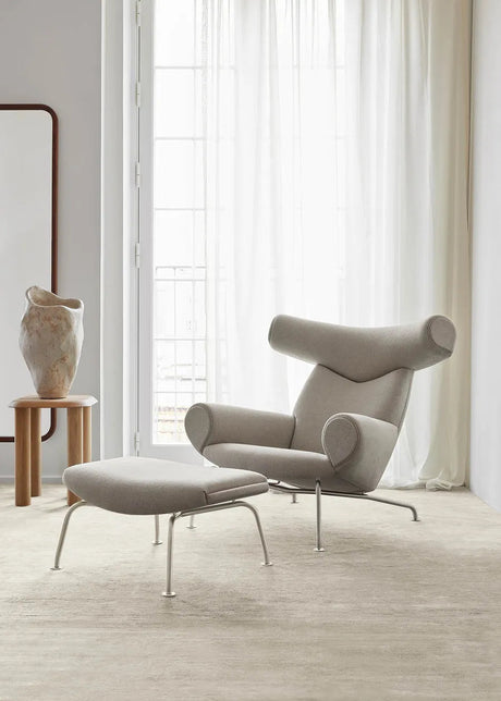 Ox Chair av Hans J. Wegner - Clay 12 tekstil - Borstad rustfrit stål stel - Jacobsen Plus