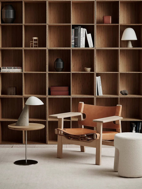 Pal Bord Ø44 från Fredericia Furniture - H: 38 cm / Ek ljus olie / Svart - Jacobsen Plus