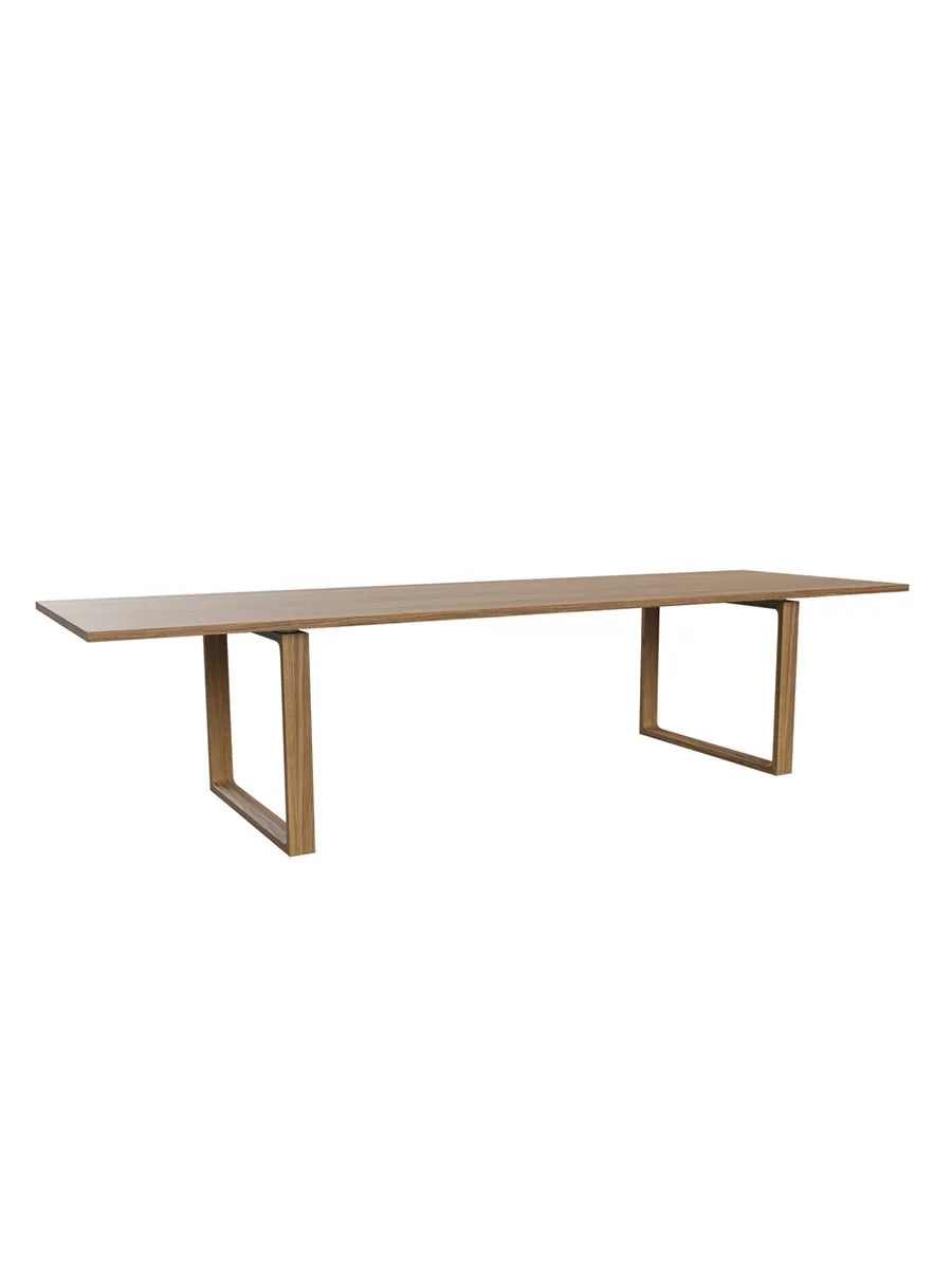 Essay Matbord av Cecilie Manz - CM31 - 72-317-100 cm / Ek olie - Jacobsen Plus