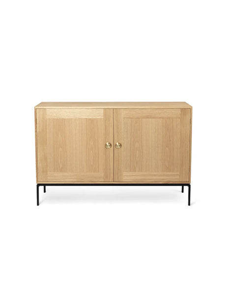 FK63 Skåp med ben från Carl Hansen & Søn - Dybde: 36 cm / Ek olie - Jacobsen Plus