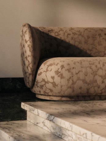 Rico Soffa 2-sits Cilla Taupe från Ferm Living