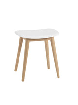 Fiber Stool Trä från Muuto - Natural white- oak base - Jacobsen Plus