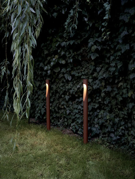 Flindt Garden Pollare från Louis Poulsen - Lav / Aluminium / FODPLADE OG M-ADAPTER - Jacobsen Plus
