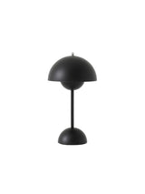 Flowerpot VP9 portabel bordslampa av Verner Panton - Matt black - Jacobsen Plus
