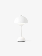 Flowerpot VP9 portabel bordslampa av Verner Panton - Matt white - Jacobsen Plus