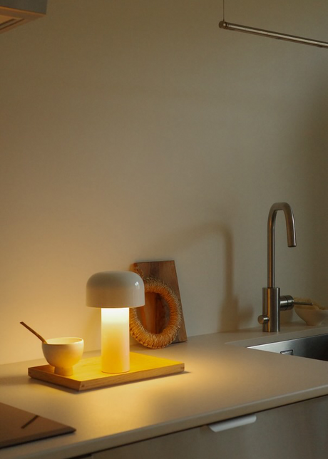 Bellhop portabel bordslampa från Flos - Cioko - Jacobsen Plus