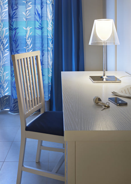 KTribe T1 Bordslampa från Flos - Gennemsigtig - Jacobsen Plus