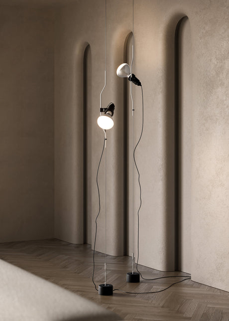 Parentesi Pendellampa från Flos - Black / Med dæmp - Jacobsen Plus