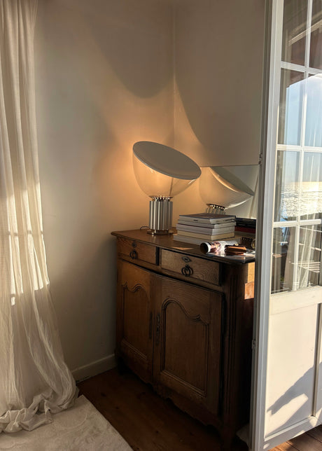 Taccia Bordslampa, liten från Flos - Silver - Jacobsen Plus