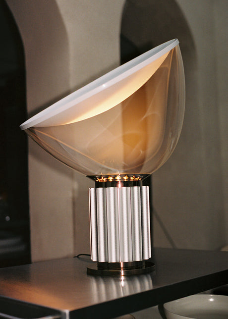Taccia Bordslampa, liten från Flos - Silver - Jacobsen Plus