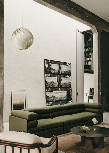Elogio Soffa, 3-sits från GUBI - Reales 003 - Jacobsen Plus