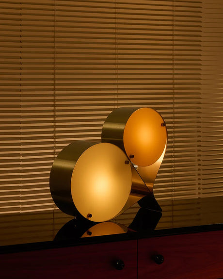 Coppia Bordslampa från GUBI - Ivory & Blush - Jacobsen Plus