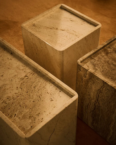 Pietra Sidobord, 30 x 80 cm från GUBI - Lively Sepia - Jacobsen Plus