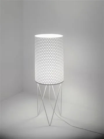 PD2 golvlampa från GUBI - Mat svart - Jacobsen Plus