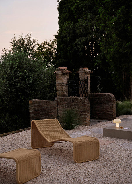 P3S Outdoor Chaise Lounge från GUBI - 2 - Jacobsen Plus