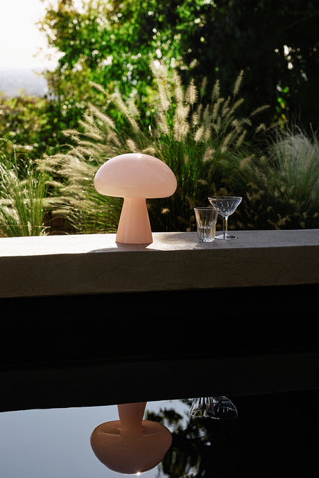 Obello portabel bordslampa från GUBI - Mellow Yellow - Jacobsen Plus
