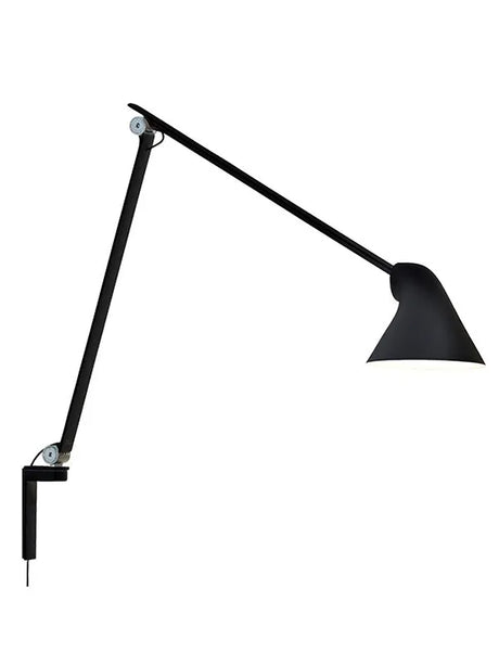 NJP vägglampa från Louis Poulsen - Svart / Kort arm - Jacobsen Plus