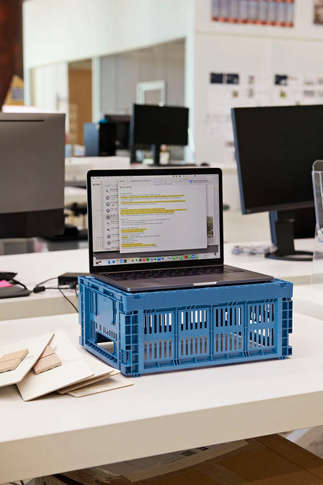 Colour crate M, elektrisk blå från Hay - 3 - Jacobsen Plus