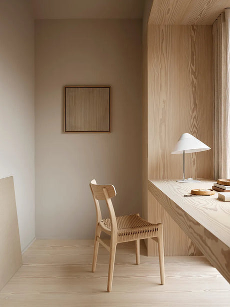 HJW01 Opala Bordslampa av Hans J. Wegner - Svart - Jacobsen Plus