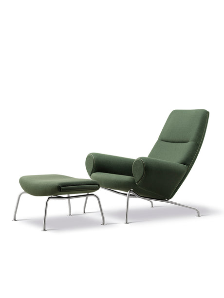 Queen stol inkl. pall i Vidar 972 med passpoal i Trace 8146-läder av Hans J. Wegner - 1 - Jacobsen Plus