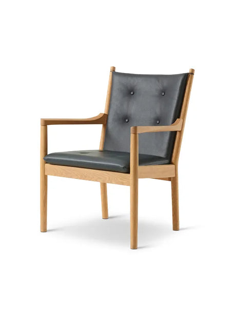 1788 Fåtölj av Hans J. Wegner - Stofgruppe 1 / Ek sæbe - Jacobsen Plus