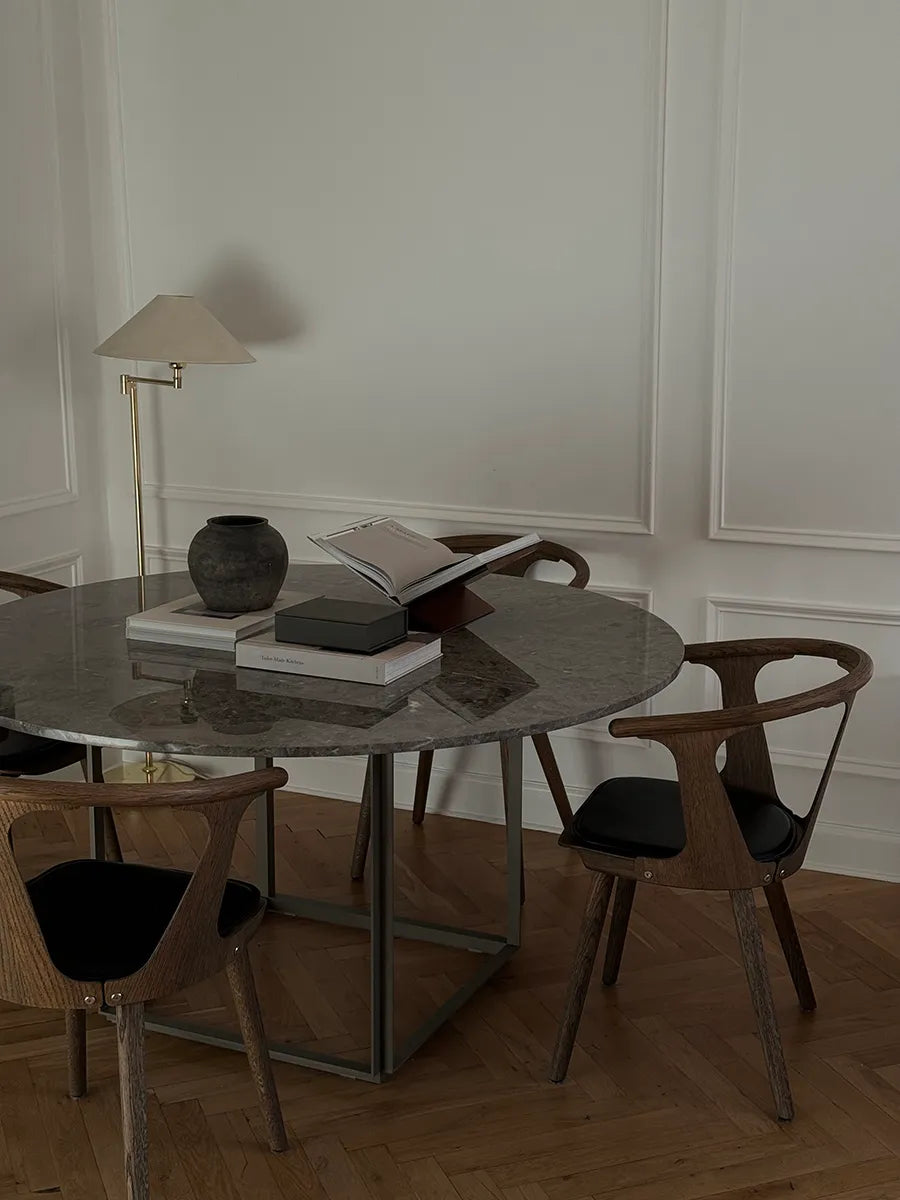 Florence Matbord Ø145, gris du marais/beigegrå från New Works - 4 - Jacobsen Plus