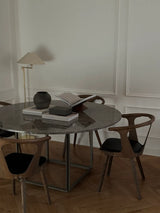 Florence Matbord Ø145, gris du marais/beigegrå från New Works - 4 - Jacobsen Plus